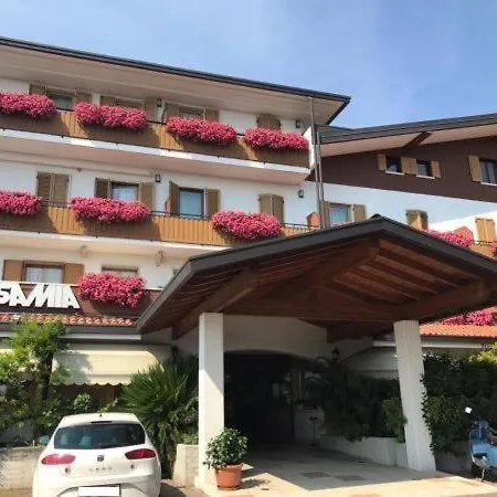 Parc Casa Mia لاتيزي