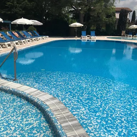 מלון Parc Casa Mia 3*